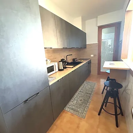 Casa Al Mare La Pavoncella شقة *