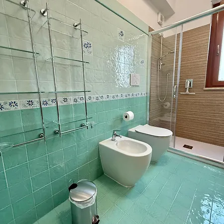 Casa Al Mare La Pavoncella شقة