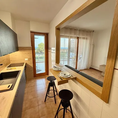 Casa Al Mare La Pavoncella نيتّونو